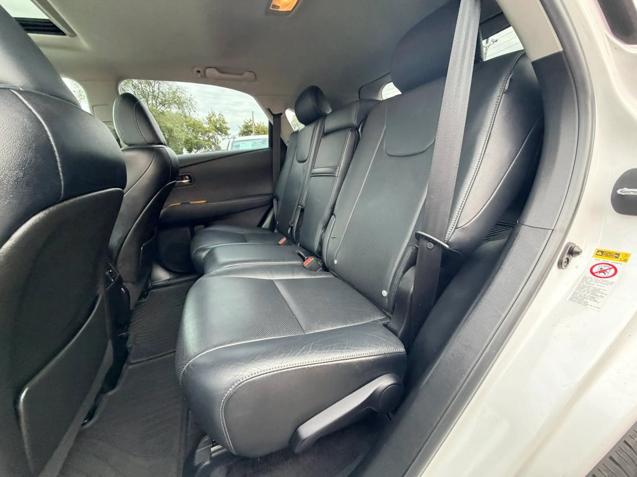 Used 2015 Lexus RX 450h AWD image 21