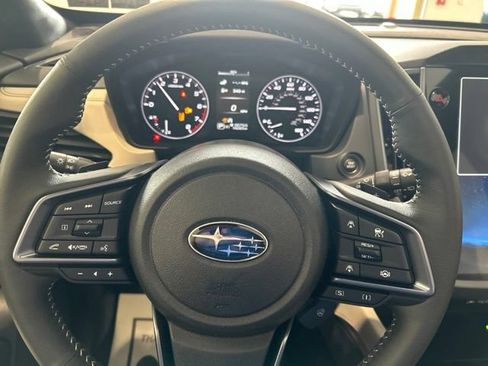Used 2025 Subaru Forester Limited w/ Popular Package #2 AWD/4WD image 12