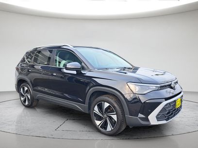 Used 2025 Volkswagen Taos SE