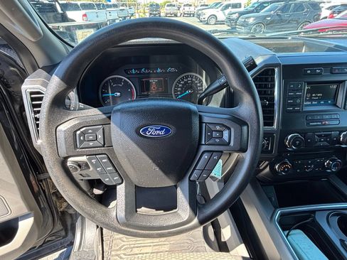 Used 2017 Ford F250 XLT w/ XLT Value Package AWD/4WD image 15