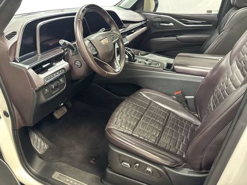 Certified 2022 Cadillac Escalade ESV Sport Platinum w/ LPO, ONYX Package AWD/4WD image 12