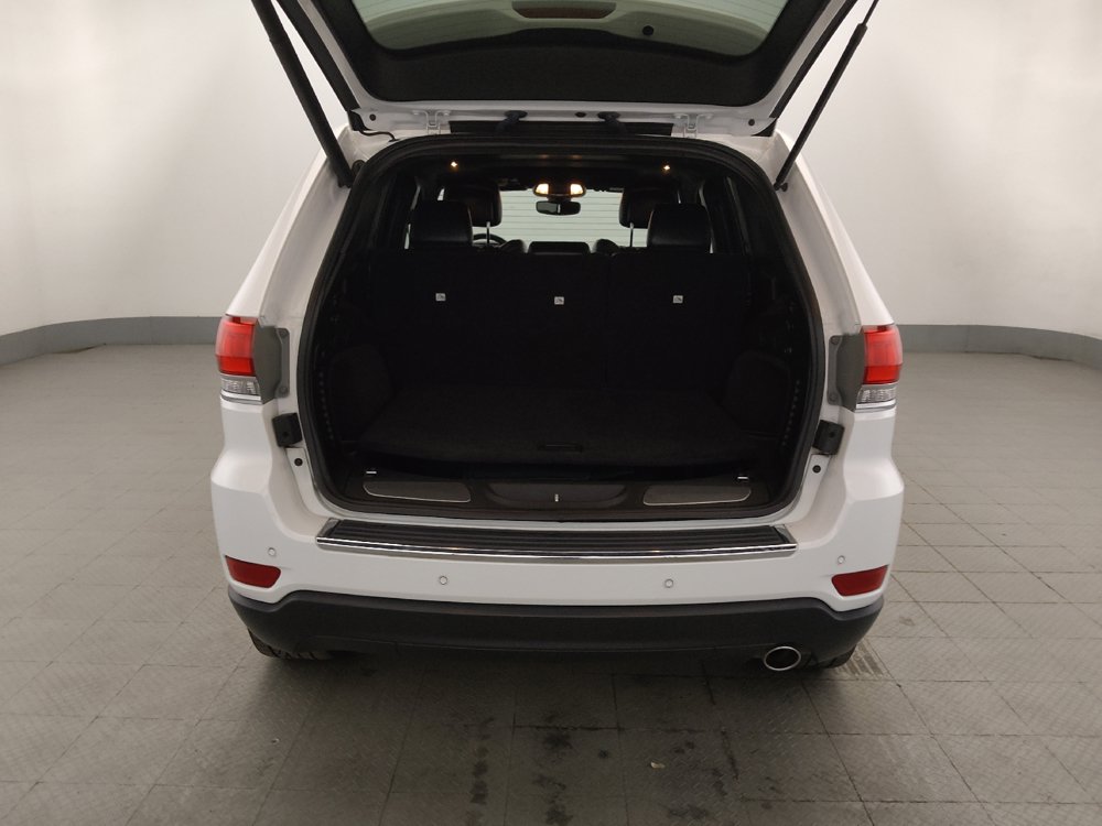 Used 2018 Jeep Grand Cherokee Limited AWD/4WD image 29