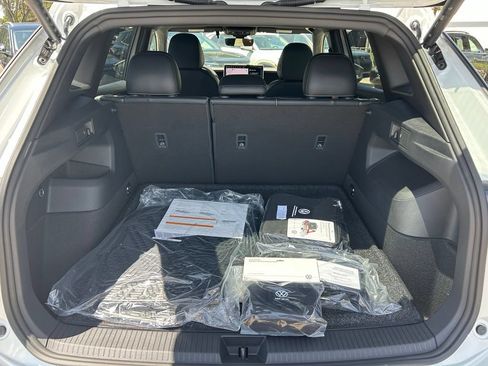 New 2026 Volkswagen Tiguan SEL R-Line AWD/4WD image 46