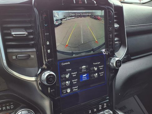 Used 2021 RAM 1500 Laramie w/ Sport Appearance Package image 5