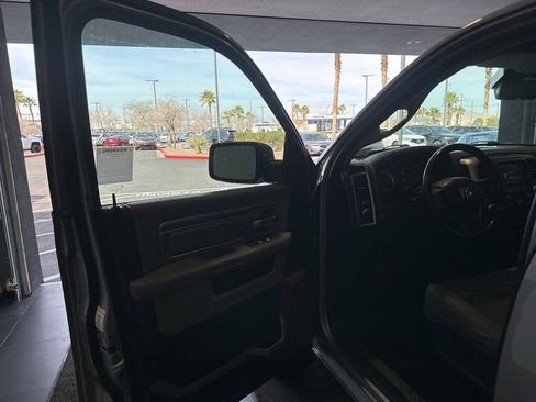 Used 2019 RAM 1500 Big Horn image 10