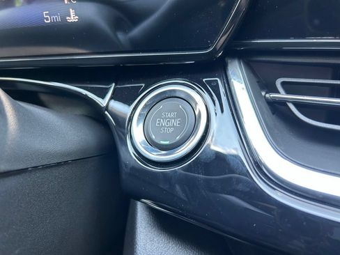New 2026 Chevrolet Trax RS w/ Sunroof Package FWD image 25
