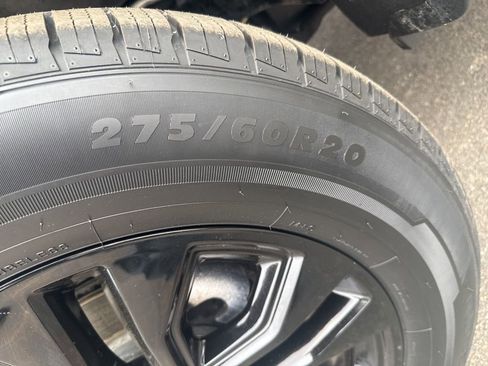 Used 2024 Ford F150 Lariat w/ Equipment Group 502A High image 38