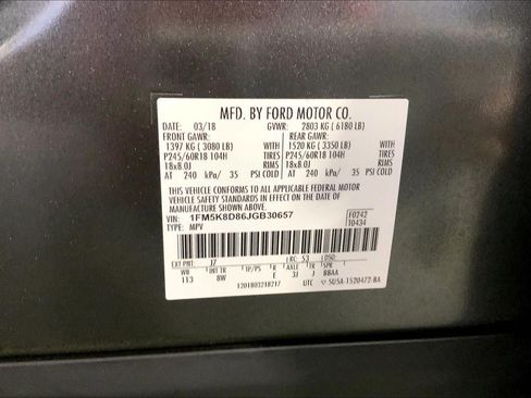 Used 2018 Ford Explorer XLT AWD/4WD image 31