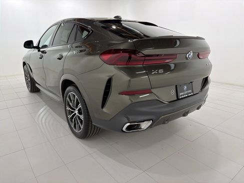 Certified 2024 BMW X6 xDrive40i w/ Executive Package image 3
