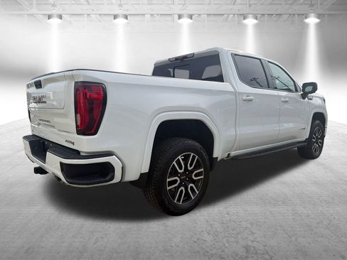 Used 2025 GMC Sierra 1500 AT4 w/ AT4 Premium Package AWD/4WD image 7