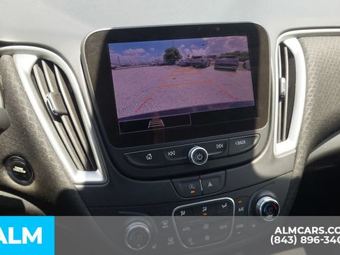 Used 2024 Chevrolet Malibu LT FWD image 8