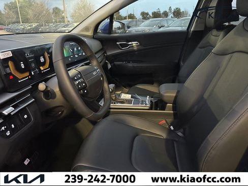 New 2026 Kia Sportage EX image 11