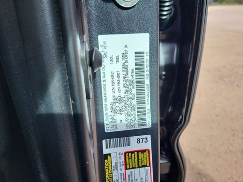 Used 2018 Toyota Tacoma TRD Sport w/ Technology Package AWD/4WD image 28