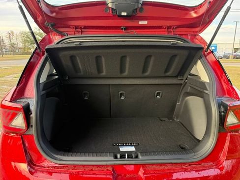 Certified 2026 Hyundai Venue SEL FWD image 35