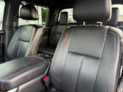 Used 2020 Nissan Titan PRO-4X w/ Pro-4x Convenience Package AWD/4WD image 36