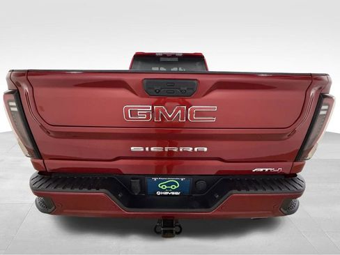 Certified 2025 GMC Sierra 2500 AT4 w/ AT4 Premium Plus Package AWD/4WD image 10