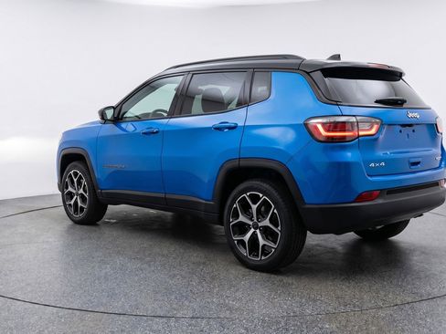 Used 2025 Jeep Compass Limited AWD/4WD image 6