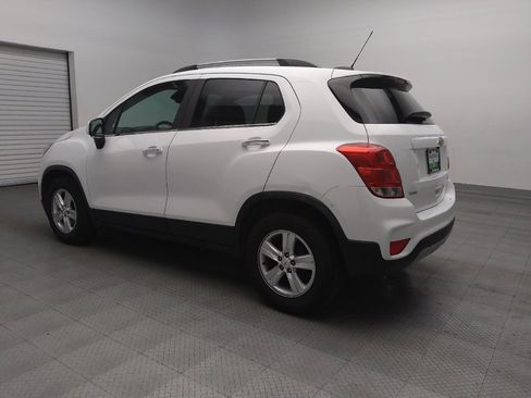 Used 2019 Chevrolet Trax LT w/ LT Convenience Package image 5