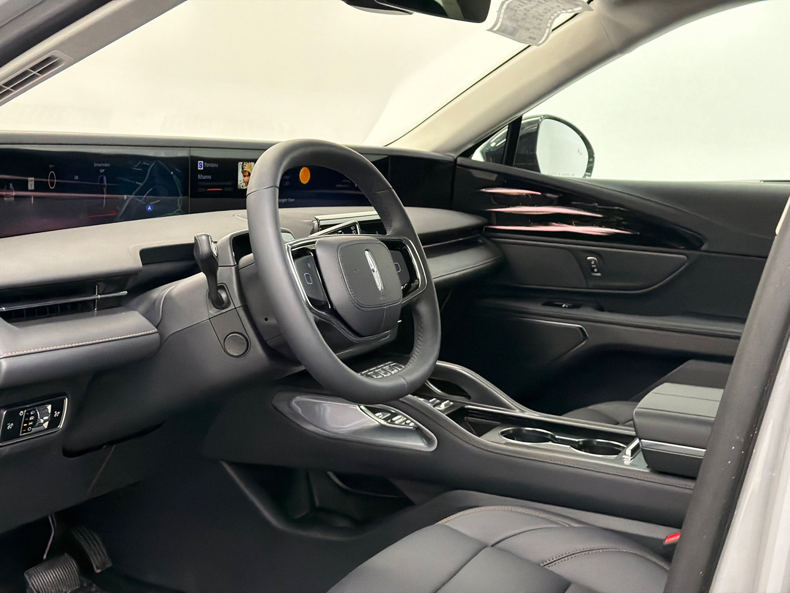 New 2026 Lincoln Nautilus Premier AWD/4WD image 16