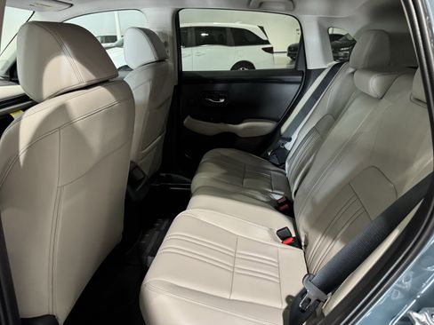 New 2026 Honda HR-V EX-L image 8