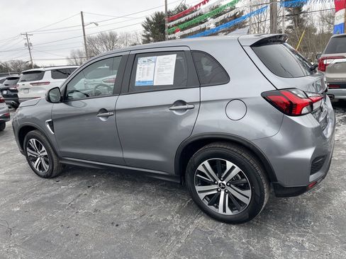 Used 2025 Mitsubishi Outlander Sport AWD image 4