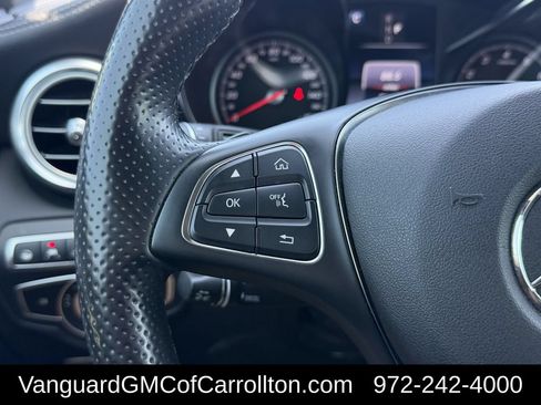 Used 2019 Mercedes-Benz GLC 300 4MATIC image 15