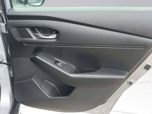 Used 2025 Honda Accord LX image 48