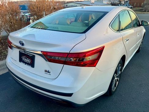 Used 2016 Toyota Avalon XLE Plus FWD image 7