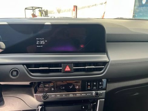Certified 2024 Kia Seltos EX AWD/4WD image 15