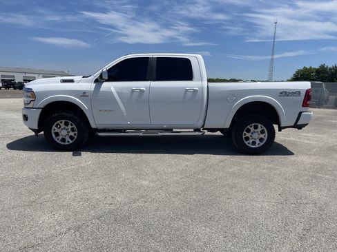 Used 2022 RAM 2500 Laramie AWD/4WD image 7