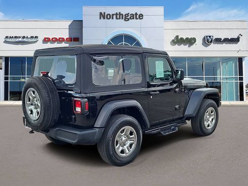 Used 2023 Jeep Wrangler Sport AWD/4WD image 4