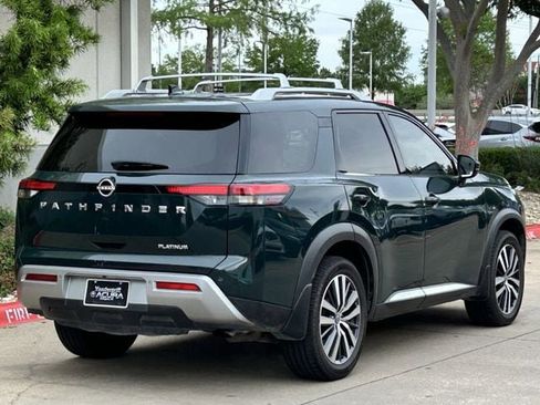 Used 2022 Nissan Pathfinder Platinum w/ Cargo Package FWD image 4