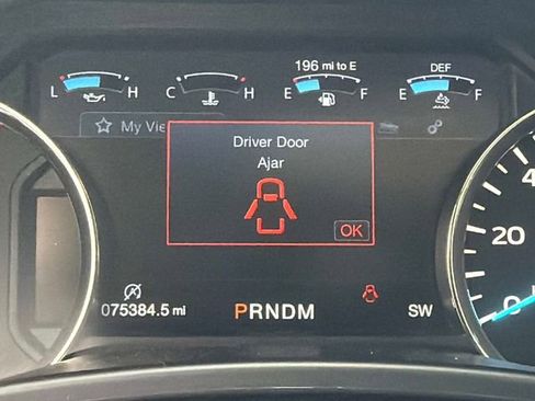 Used 2019 Ford F150 Lariat w/ Equipment Group 502A Luxury image 29