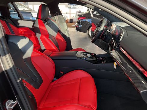 New 2026 BMW M5 Touring image 31