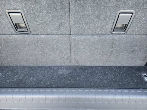 Used 2021 Toyota 4Runner SR5 RWD image 31