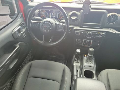 Used 2021 Jeep Gladiator Sport AWD/4WD image 19