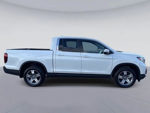 Certified 2025 Honda Ridgeline RTL image 2