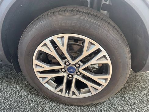 Used 2022 Ford Escape SEL AWD/4WD image 35