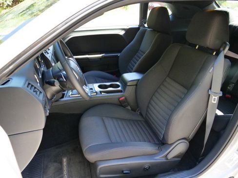 Used 2014 Dodge Challenger R/T w/ Blacktop Package image 3