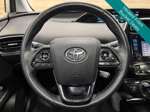 Used 2019 Toyota Prius XLE image 9