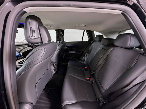 Certified 2025 Mercedes-Benz GLC 350e 4MATIC image 26