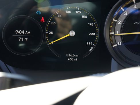 Used 2023 Porsche 911 GT3 RS image 32