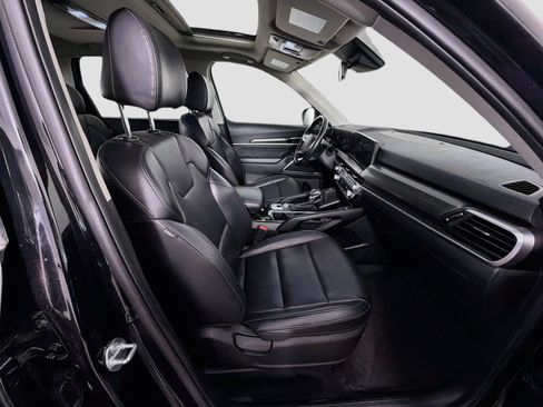 Used 2025 Kia Telluride S FWD image 35