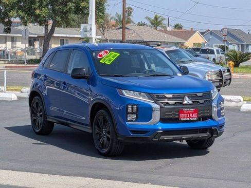 Used 2025 Mitsubishi Outlander Sport LE AWD/4WD image 3