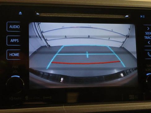 Used 2018 Toyota Tacoma SR5 image 24