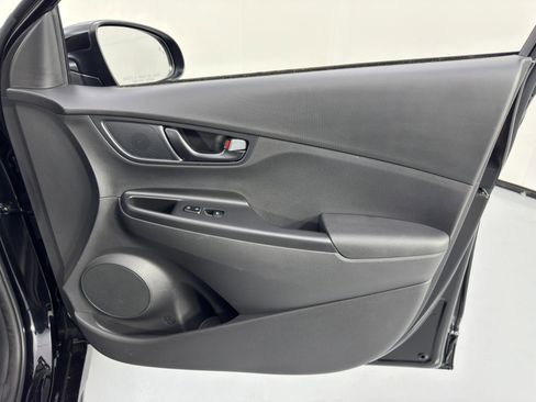 Used 2022 Hyundai Kona N Line image 38