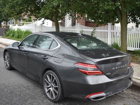 Used 2025 Genesis G70 2.5T AWD/4WD image 8