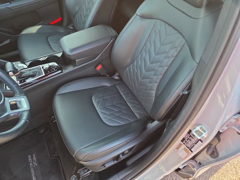 Used 2023 Kia Sportage X-Line w/ X-Line Premium Package image 13