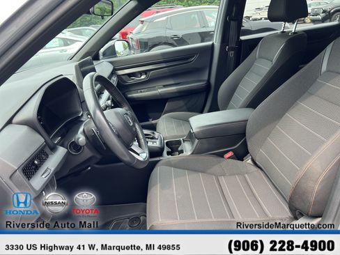 Used 2023 Honda CR-V Sport image 15