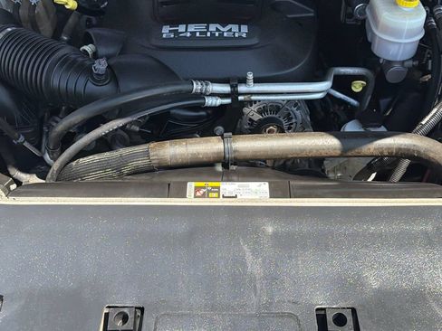 Used 2018 RAM 2500 Tradesman w/ Chrome Appearance Group AWD/4WD image 19